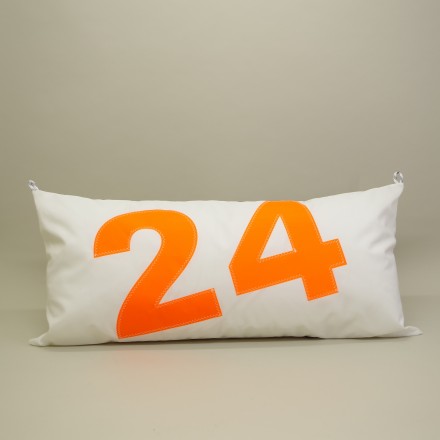 Coussin 45 cm X 90 cm en voile de bateau N°24 orange