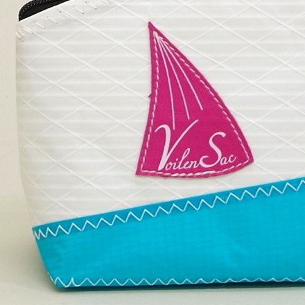 Trousse de Toilette blanc turquoise en voile de bateau