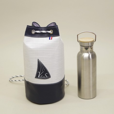Sac marin en tissu voile de bateau et cuir bleu marine